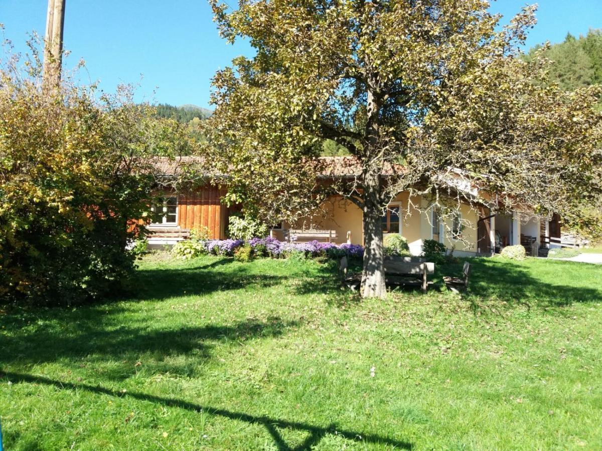 مبيت وإفطار اوبيردراوبورغ Koestlhof, Familie Hassler المظهر الخارجي الصورة