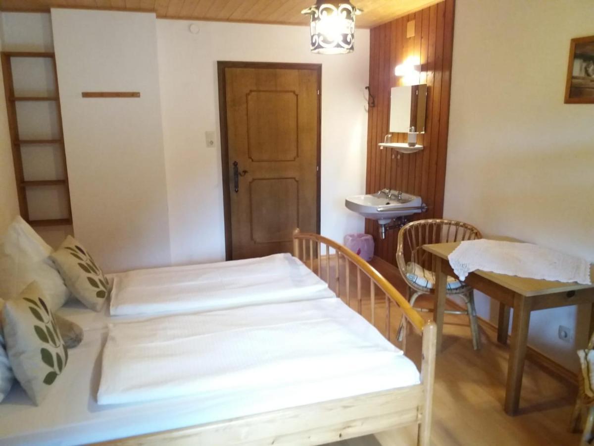 مبيت وإفطار اوبيردراوبورغ Koestlhof, Familie Hassler المظهر الخارجي الصورة